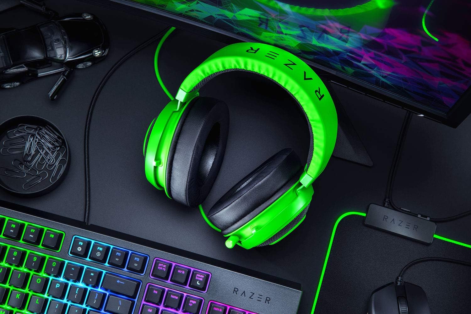 Razer Kraken Multi-Platform Wired Gaming Headset - Green RZ04-02830200-R3M1